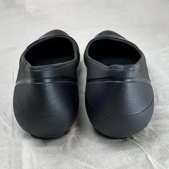 Crocs Women's Ballet Flats Black Size 8 Slip-On Round Toe Comfortable Shoes - Picture 8 of 8